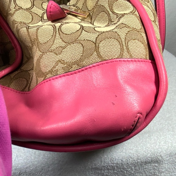 Coach Signature Phoebe Shoulder Bag - Picture 7 of 16